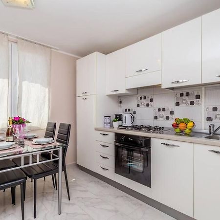 Crystal Apartment Rijeka Exterior photo