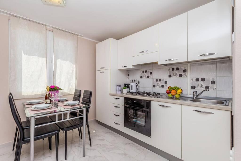 Crystal Apartment Rijeka Exterior photo