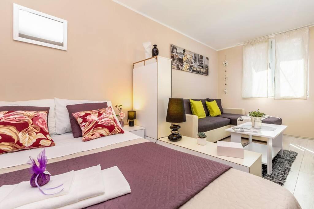 Crystal Apartment Rijeka Exterior photo